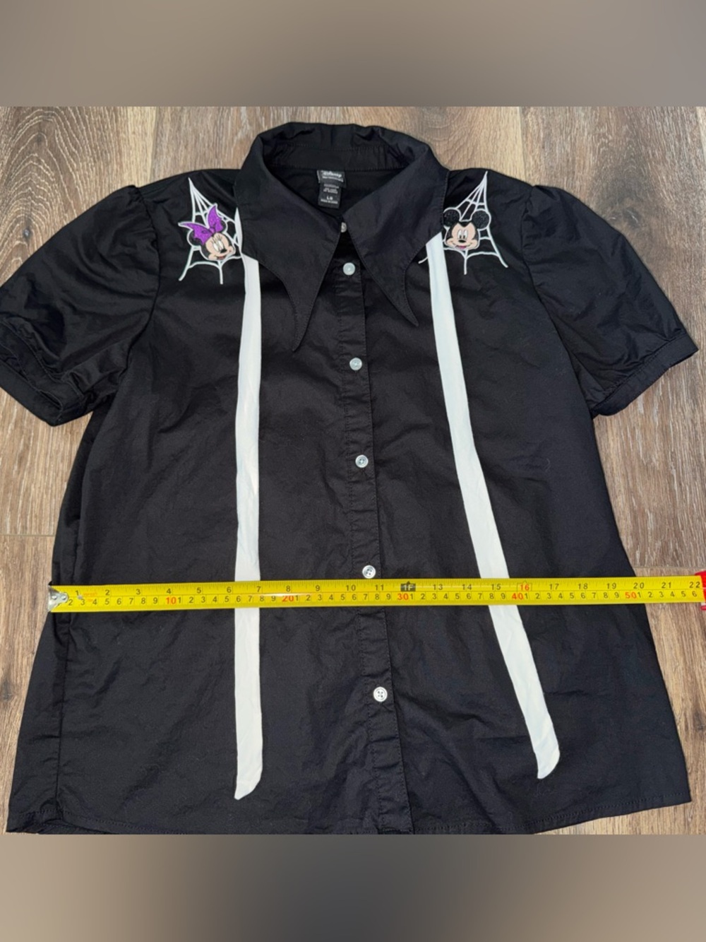 Her Universe Disney Halloween Bat Wing Collar Woven Button-Up Junior Sz M - Picture 11 of 13